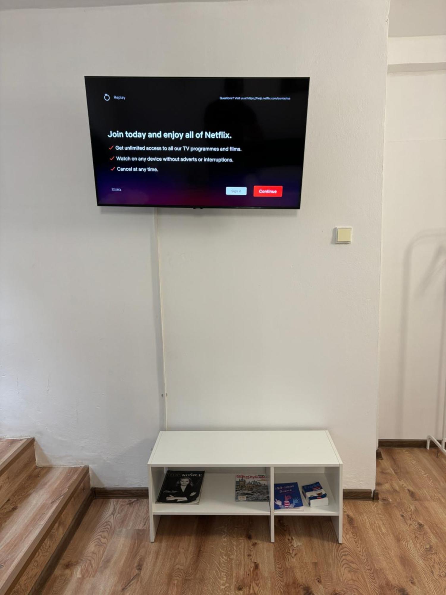 Central Apartment New Studio コシツェ エクステリア 写真
