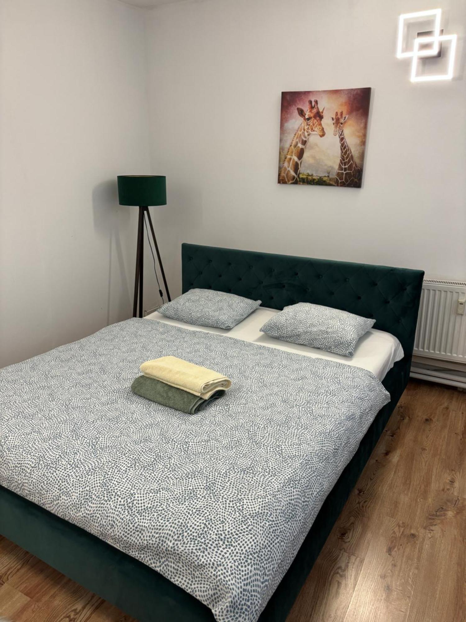 Central Apartment New Studio コシツェ エクステリア 写真